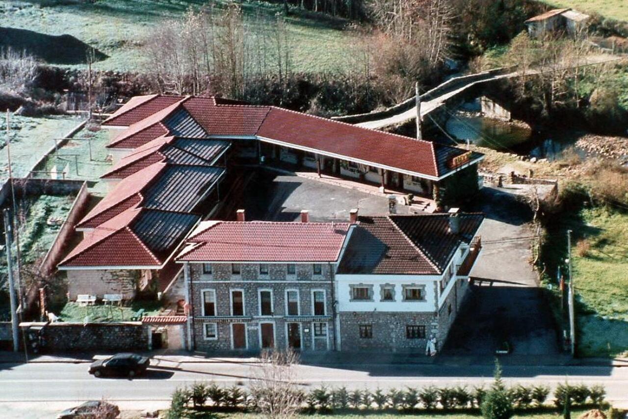 Hotel Rural "La Ruta De Cabrales" Местас-де-Кон Екстер'єр фото
